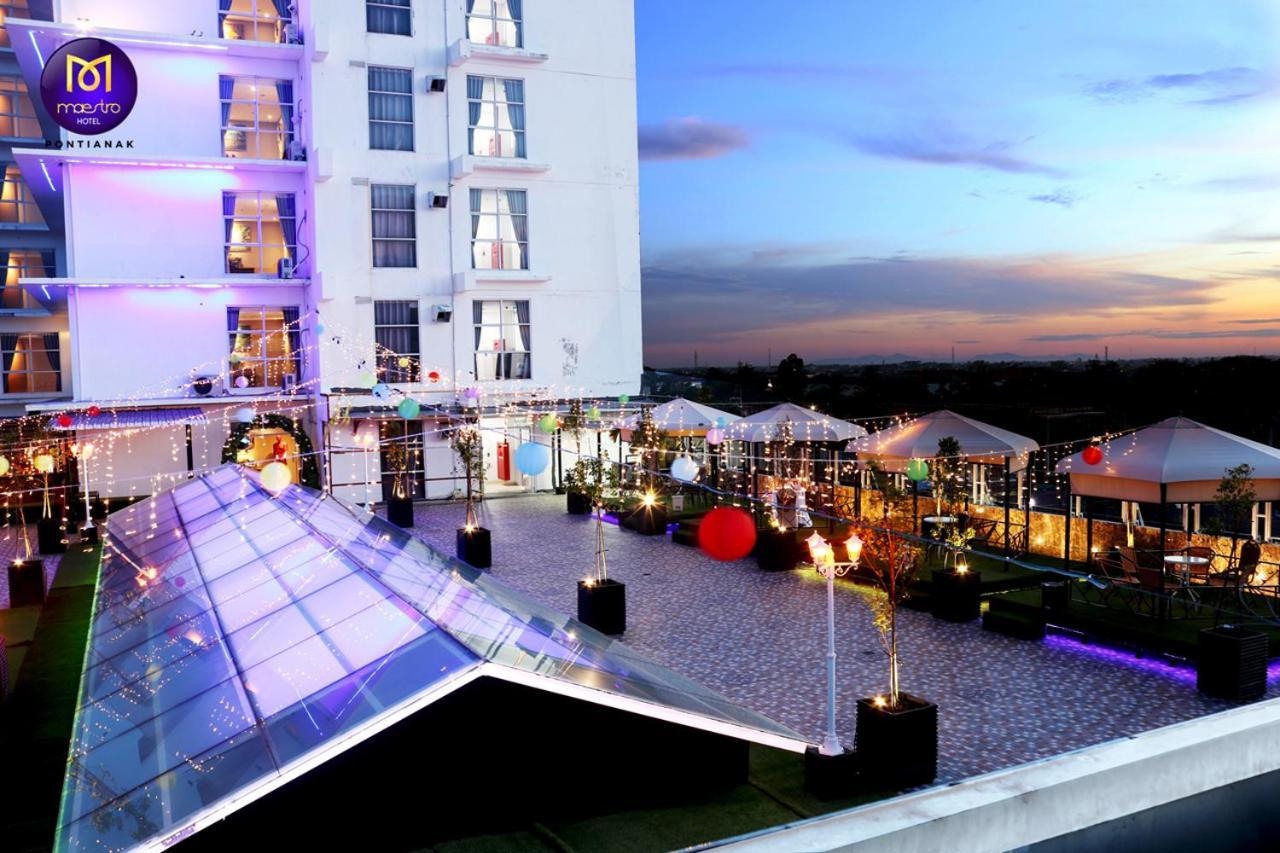 Maestro Hotel Kota Baru Pontianak Exterior photo